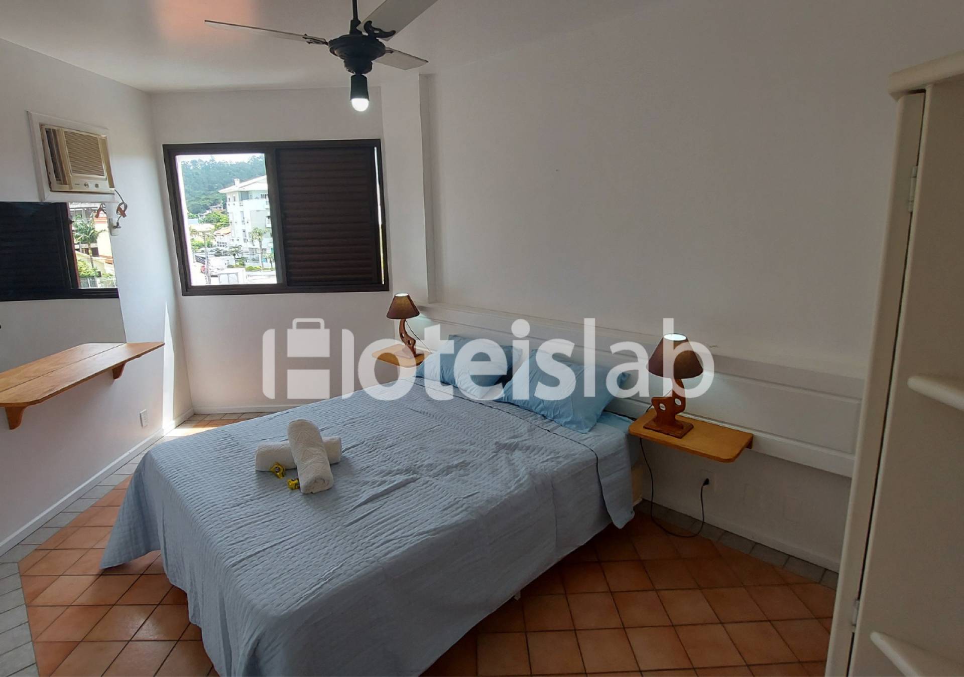 Imagem Apartamento com 2 Quartos à Venda, 96 m²em Canasvieiras - Florianópolis