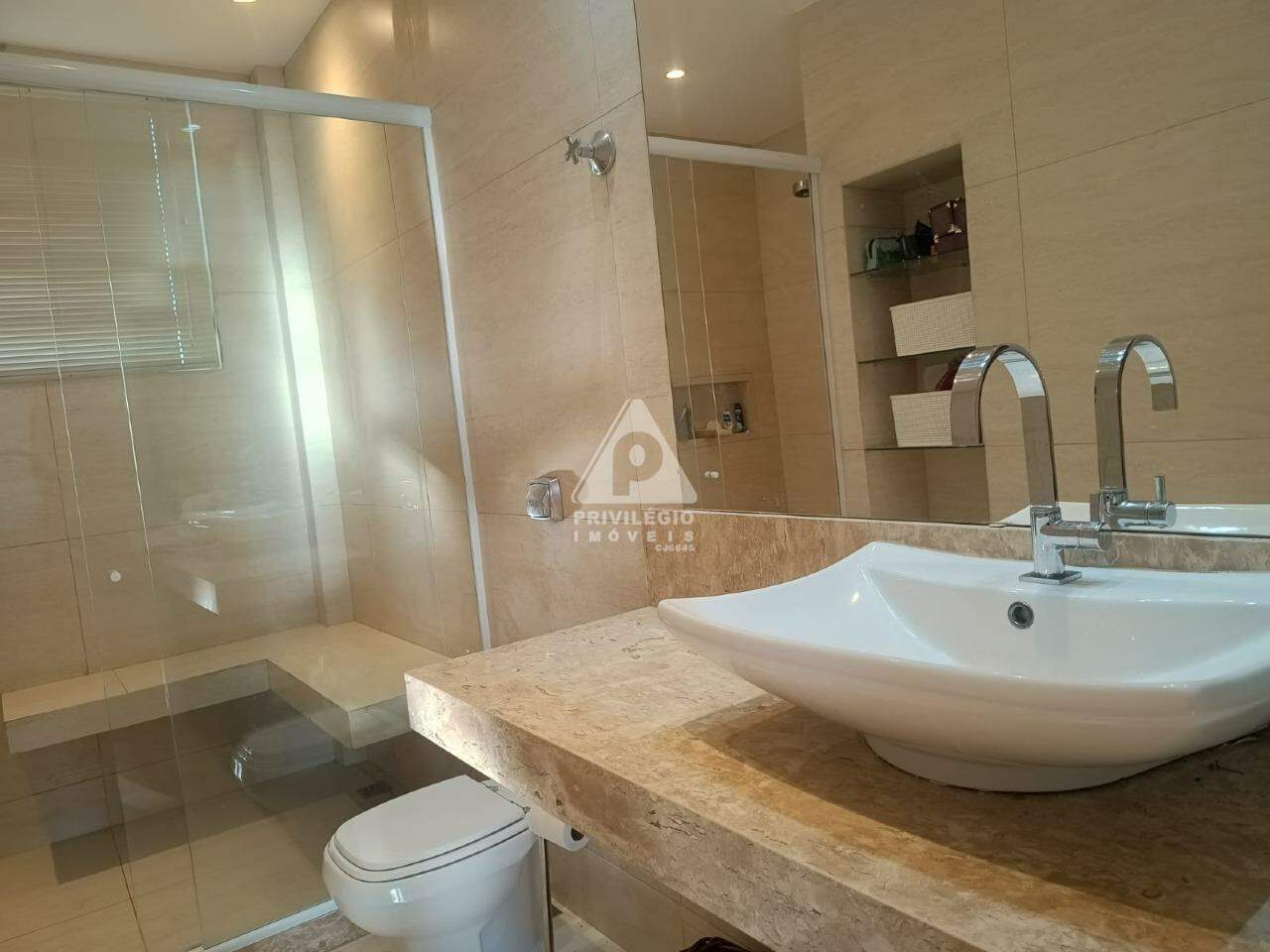 Imagem Cobertura com 4 Quartos à Venda, 260 m²em Copacabana - Rio de Janeiro