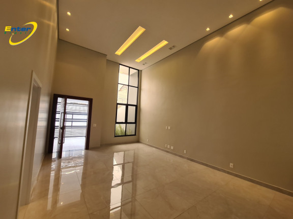 Imagem Casa com 4 Quartos à Venda, 225 m² em Guará II - Brasília