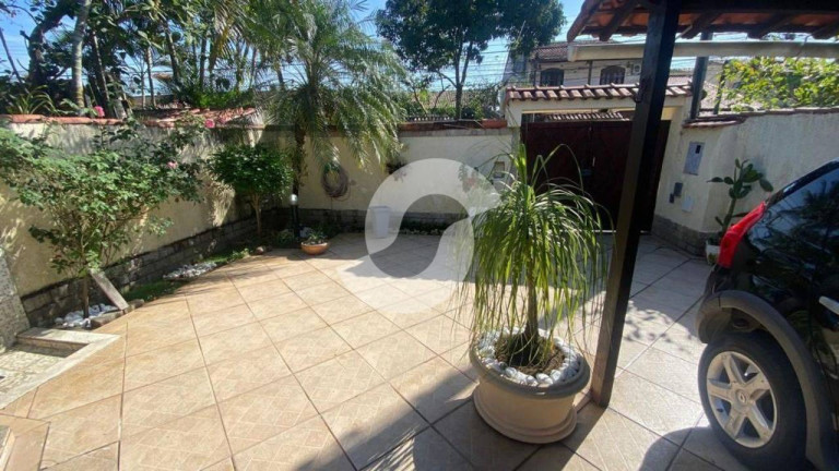 Imagem Casa com 2 Quartos à Venda, 250 m² em Serra Grande - Niterói Imagem Casa com 2 Quartos à Venda, 250 m² em Serra Grande - Niterói