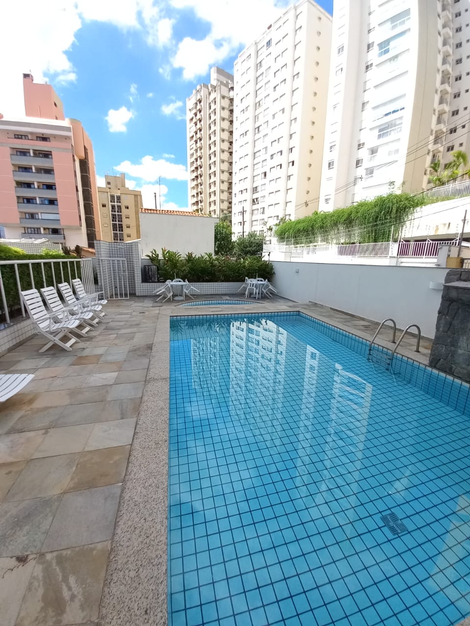 Imagem Apartamento com 3 Quartos à Venda, 108 m²em Cambuí - Campinas