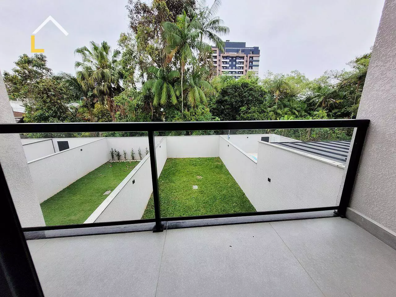 Imagem Sobrado com 3 Quartos à Venda, 157 m² em Anita Garibaldi - Joinville