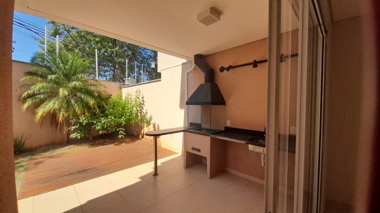 Imagem Casa de Condomínio com 3 Quartos à Venda, 211 m²em Chácaras Silvania - Valinhos Imagem Casa de Condomínio com 3 Quartos à Venda, 211 m²em Chácaras Silvania - Valinhos