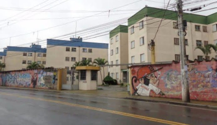 Imagem Apartamento com 2 Quartos à Venda, 55 m² em Vila Silva Ribeiro - Carapicuíba
