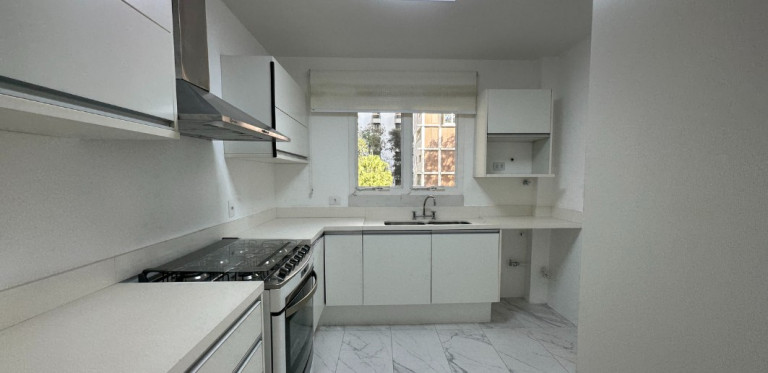 Imagem Apartamento com 4 Quartos à Venda ou Locação, 284 m² em Jardim Europa - São Paulo Imagem Apartamento com 4 Quartos à Venda ou Locação, 284 m² em Jardim Europa - São Paulo