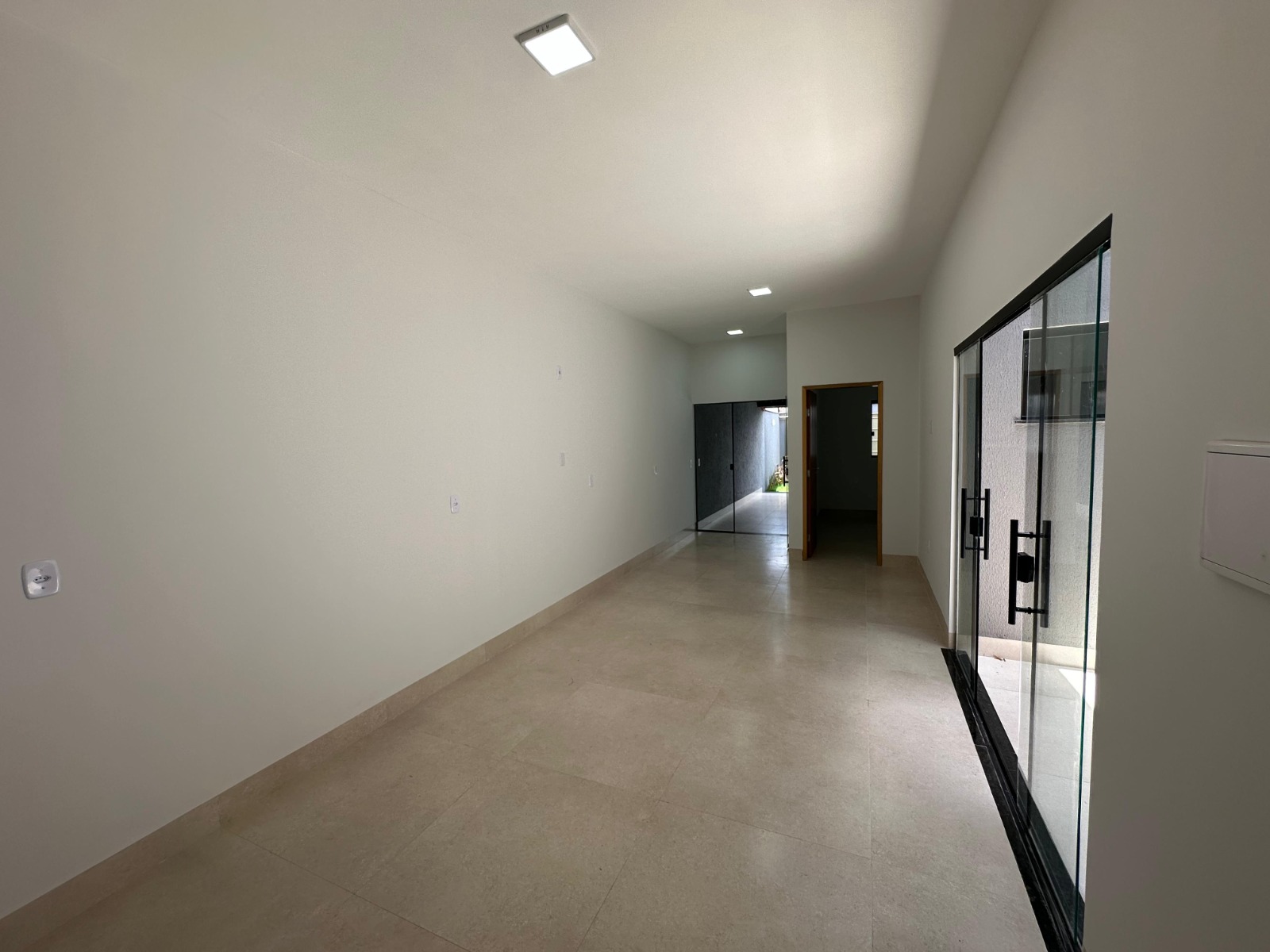 Imagem Casa com 2 Quartos à Venda, 107 m²em Residencial Campos Dourados - Goiânia