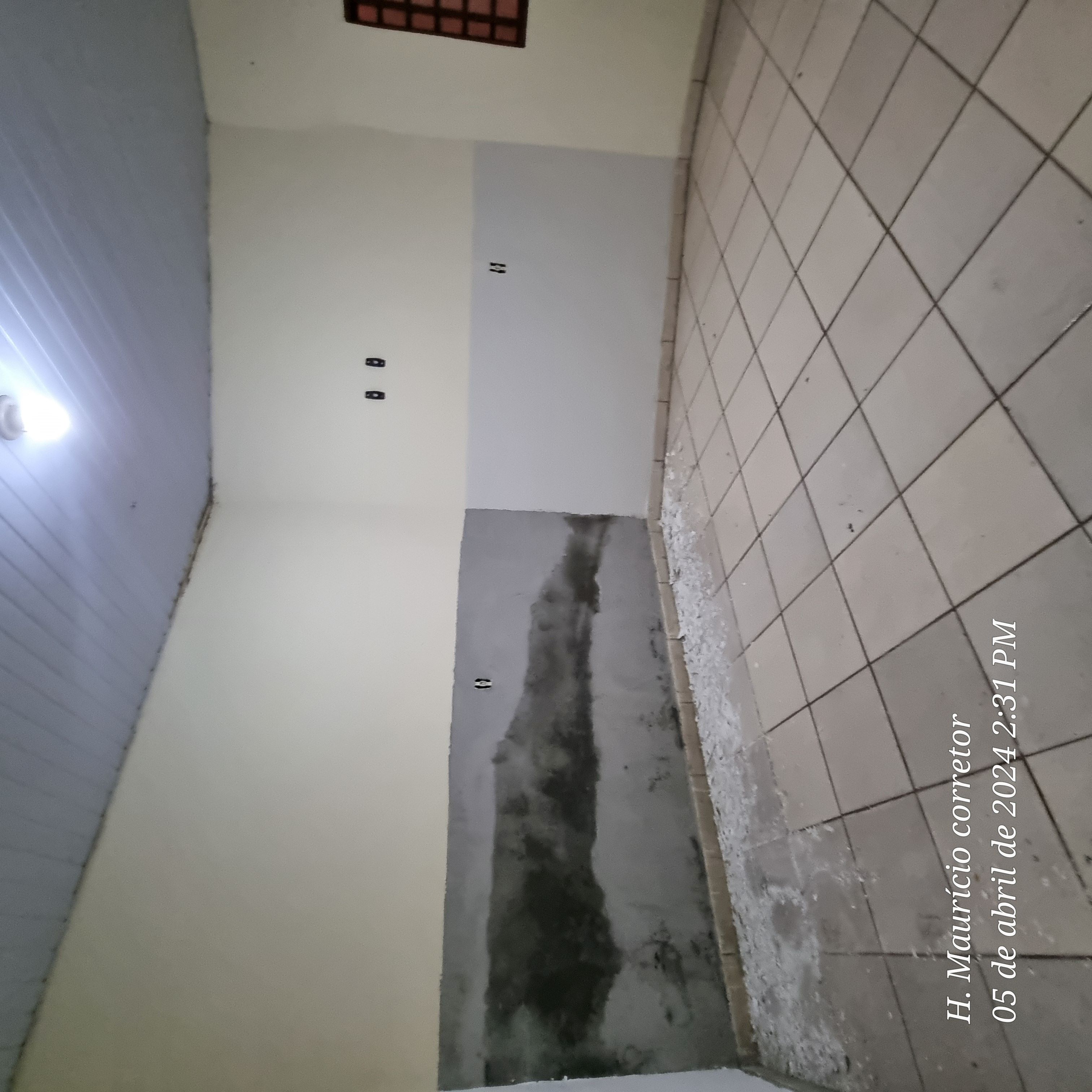 Imagem Casa com 10 Quartos à Venda, 268 m²em Setor São José - Goiânia