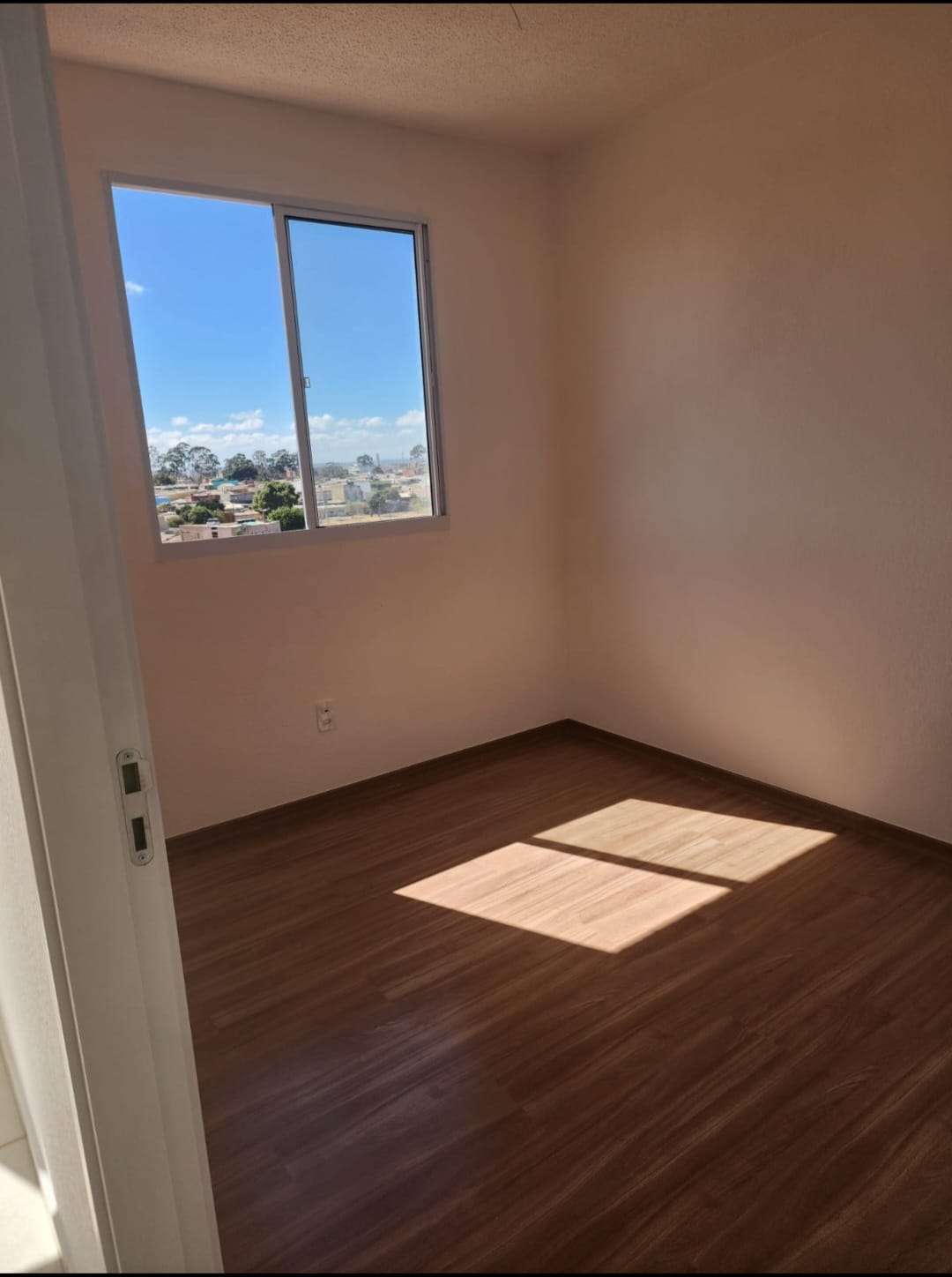 Imagem Apartamento com 2 Quartos à Venda, 45 m²em Recanto das Emas - Brasília