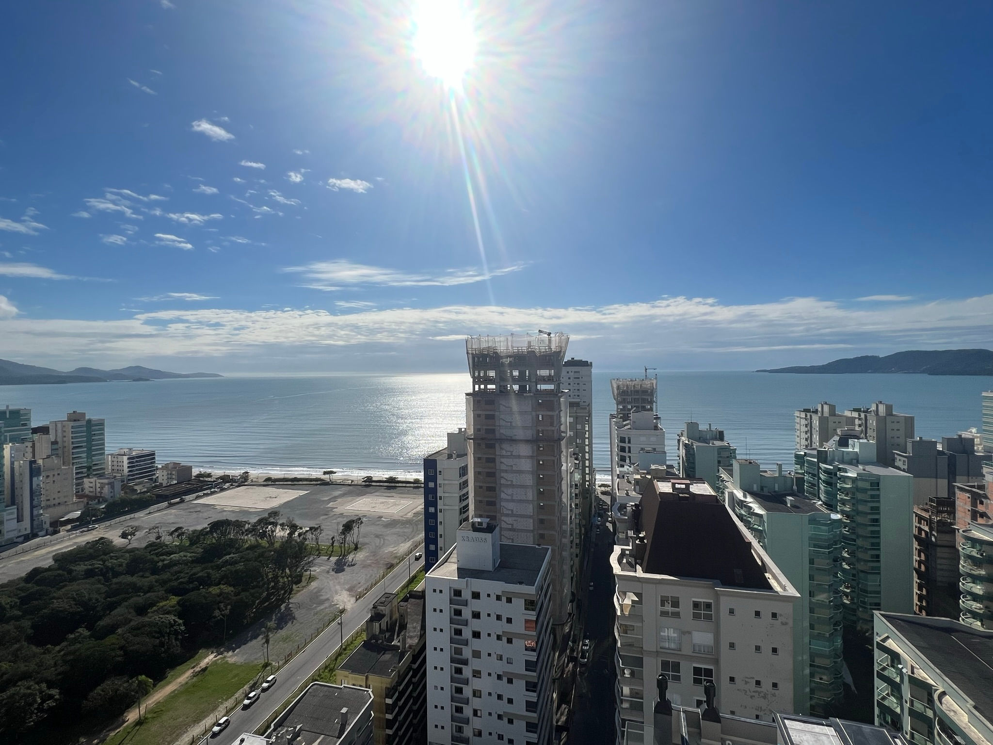 Imagem Apartamento com 4 Quartos à Venda, 179 m²em Meia Praia - Itapema