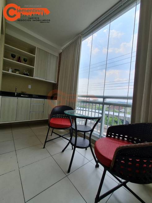 Imagem Apartamento com 3 Quartos para Alugar, 79 m²em Flores - Manaus
