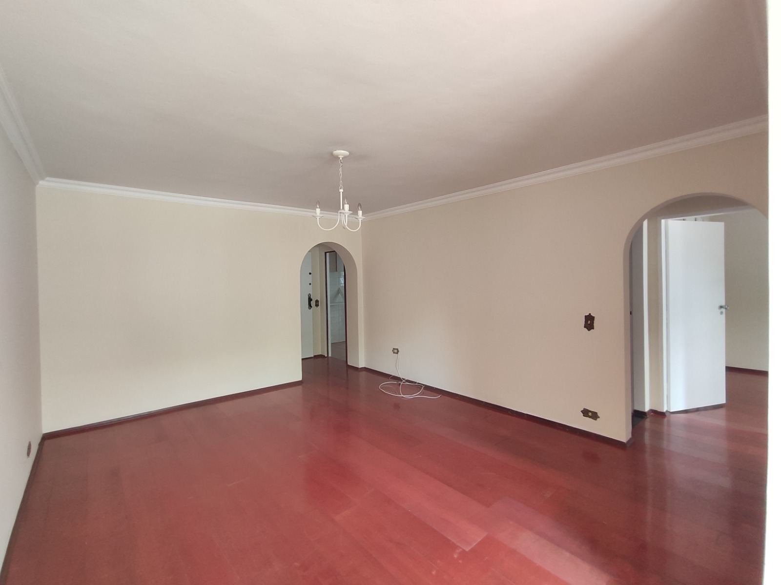 Imagem Apartamento com 2 Quartos para Alugar, 75 m²em Moema - São Paulo