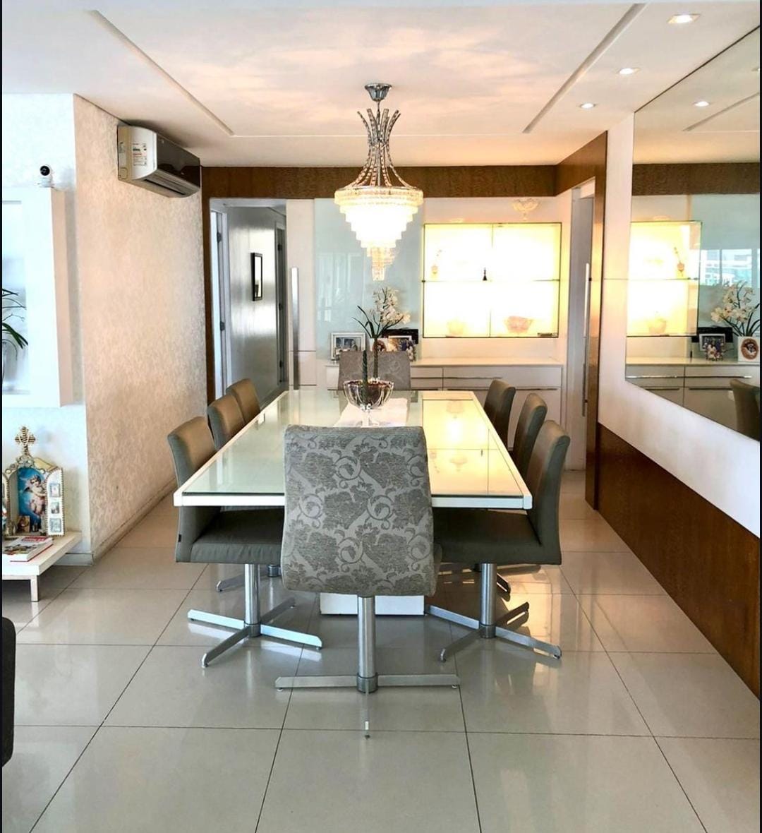 Imagem Apartamento com 4 Quartos à Venda, 254 m²em Aldeota - Fortaleza