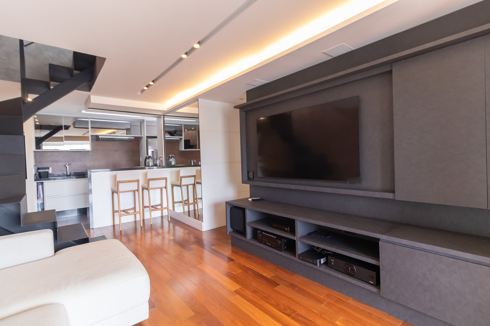 Imagem Cobertura com 1 Quarto à Venda ou Locação, 120 m² em Pinheiros - São Paulo Imagem Cobertura com 1 Quarto à Venda ou Locação, 120 m² em Pinheiros - São Paulo