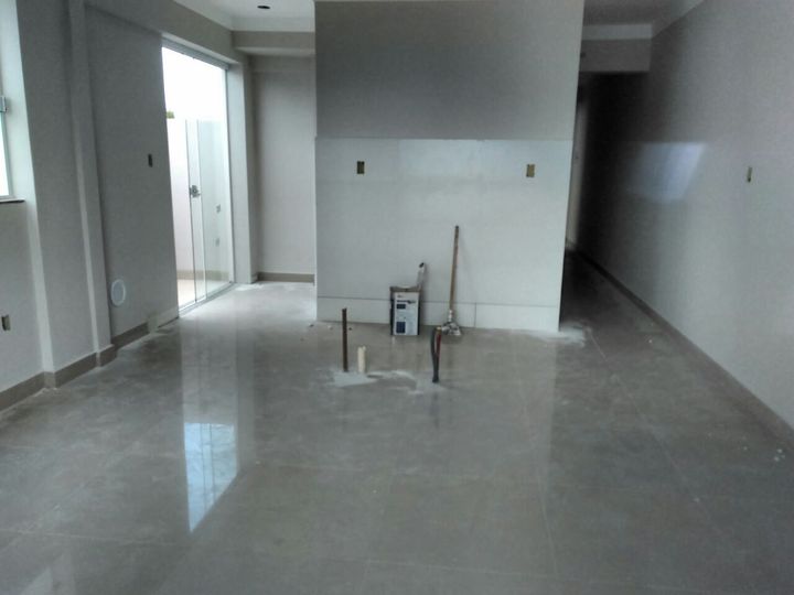 Imagem Apartamento com 2 Quartos à Venda, 65 m² em Lídia Duarte - Camboriú