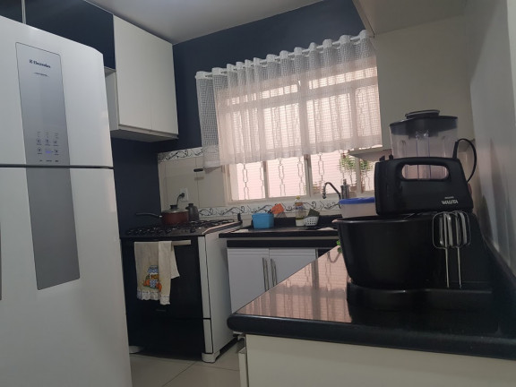 Imagem Sobrado com 3 Quartos à Venda, 175 m²em Serpa - Caieiras