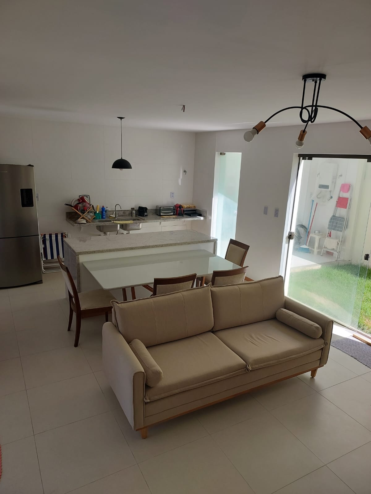 Imagem Casa de Condomínio com 2 Quartos à Venda, 158 m² em Imbassaí - Mata de São João