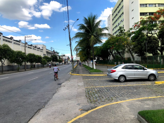 Imagem Apartamento com 2 Quartos à Venda, 76 m² em Realengo - Rio de Janeiro