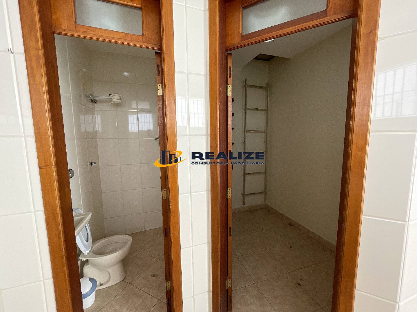 Imagem Casa com 3 Quartos à Venda, 127 m²em Parque Turf Club - Campos dos Goytacazes Imagem Casa com 3 Quartos à Venda, 127 m²em Parque Turf Club - Campos dos Goytacazes