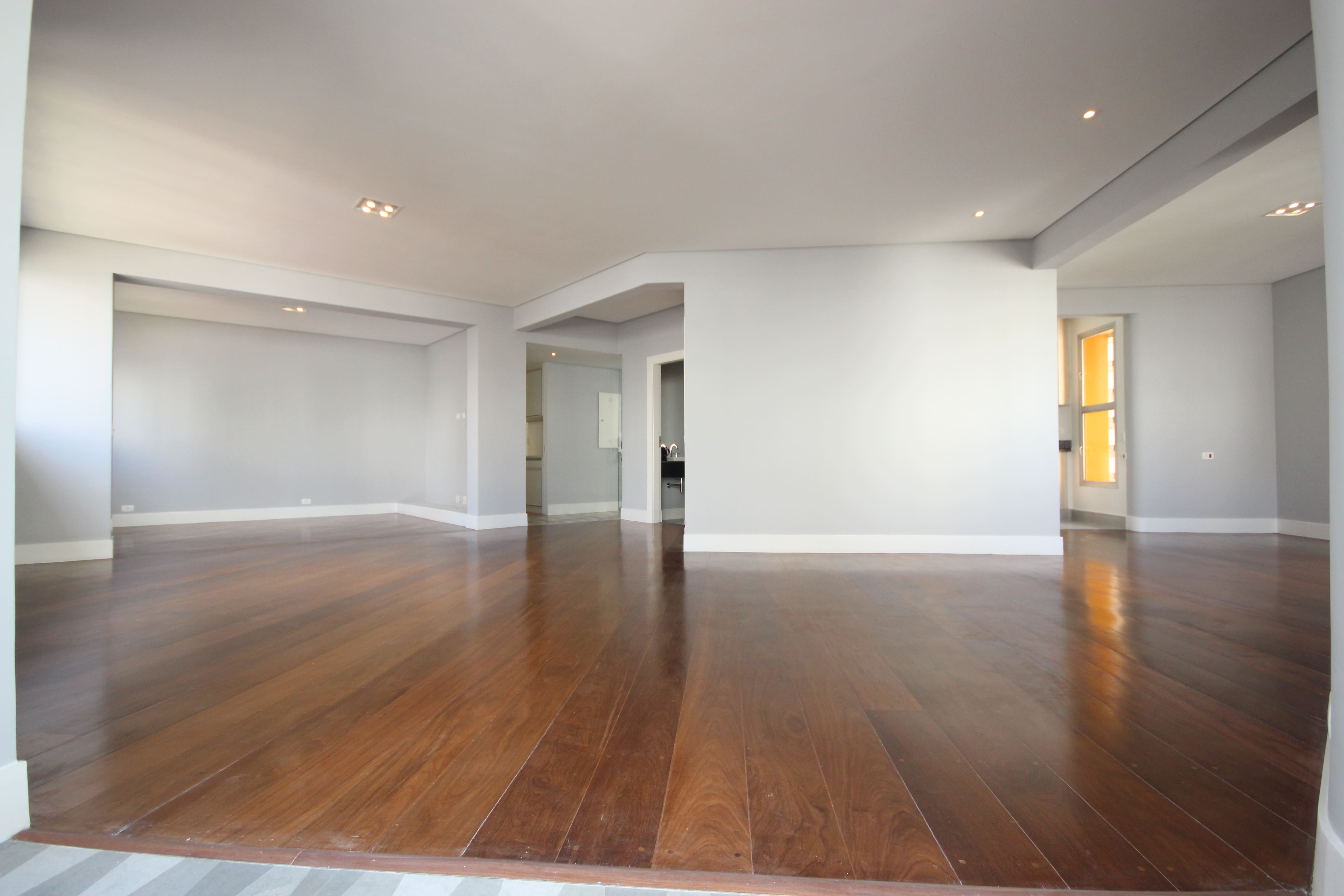 Imagem Apartamento com 3 Quartos à Venda, 245 m²em Vila Uberabinha - São Paulo