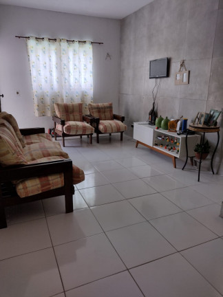 Sobrado com 3 Quartos à Venda,  em Massaguaçu - Caraguatatuba