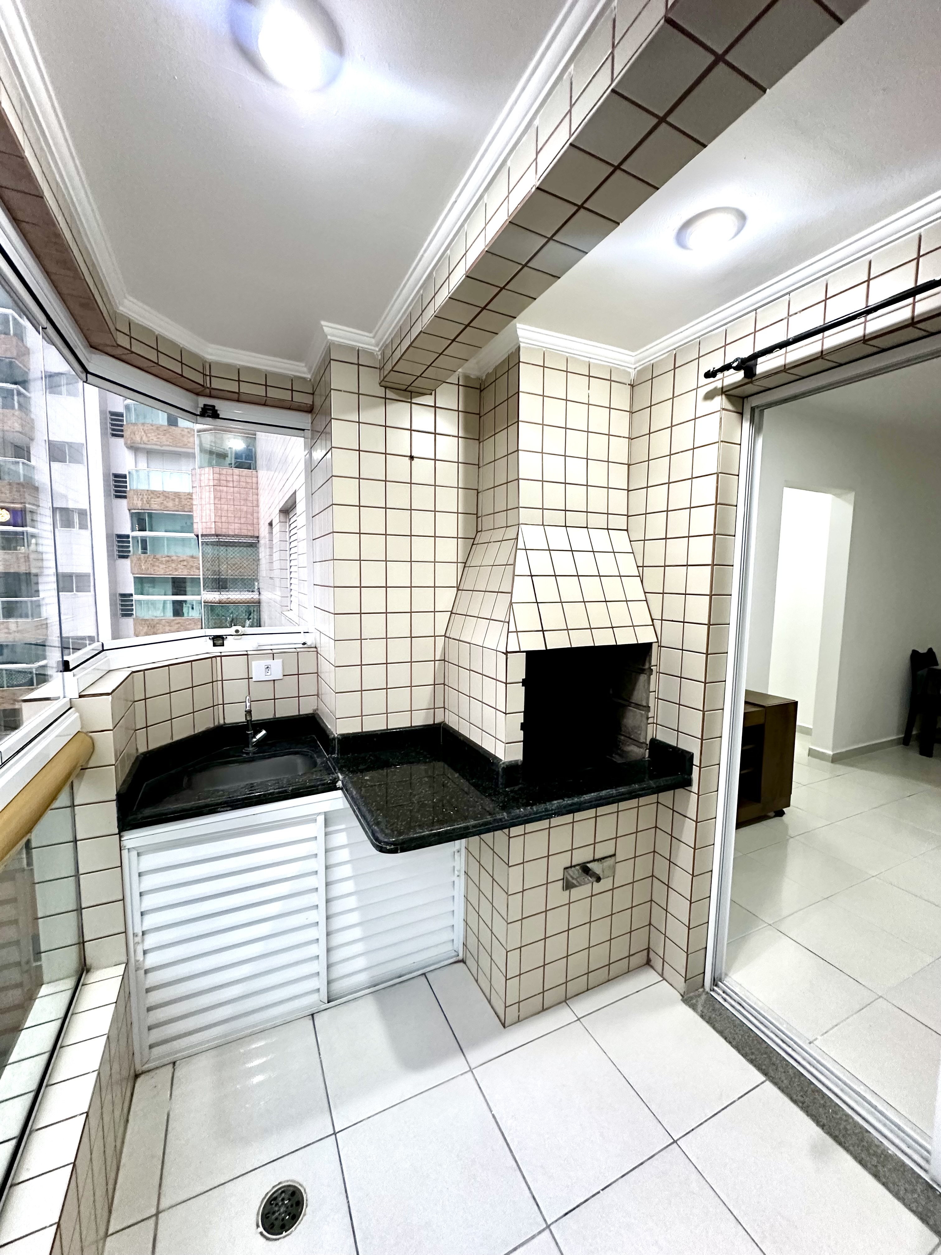 Imagem Apartamento com 1 Quarto à Venda, 49 m² em Tupi - Praia Grande Imagem Apartamento com 1 Quarto à Venda, 49 m² em Tupi - Praia Grande