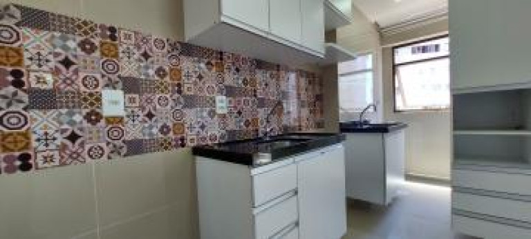 Foto do imóvel Casa com 2 Quartos à Venda, 57 m² em Graças - Recife