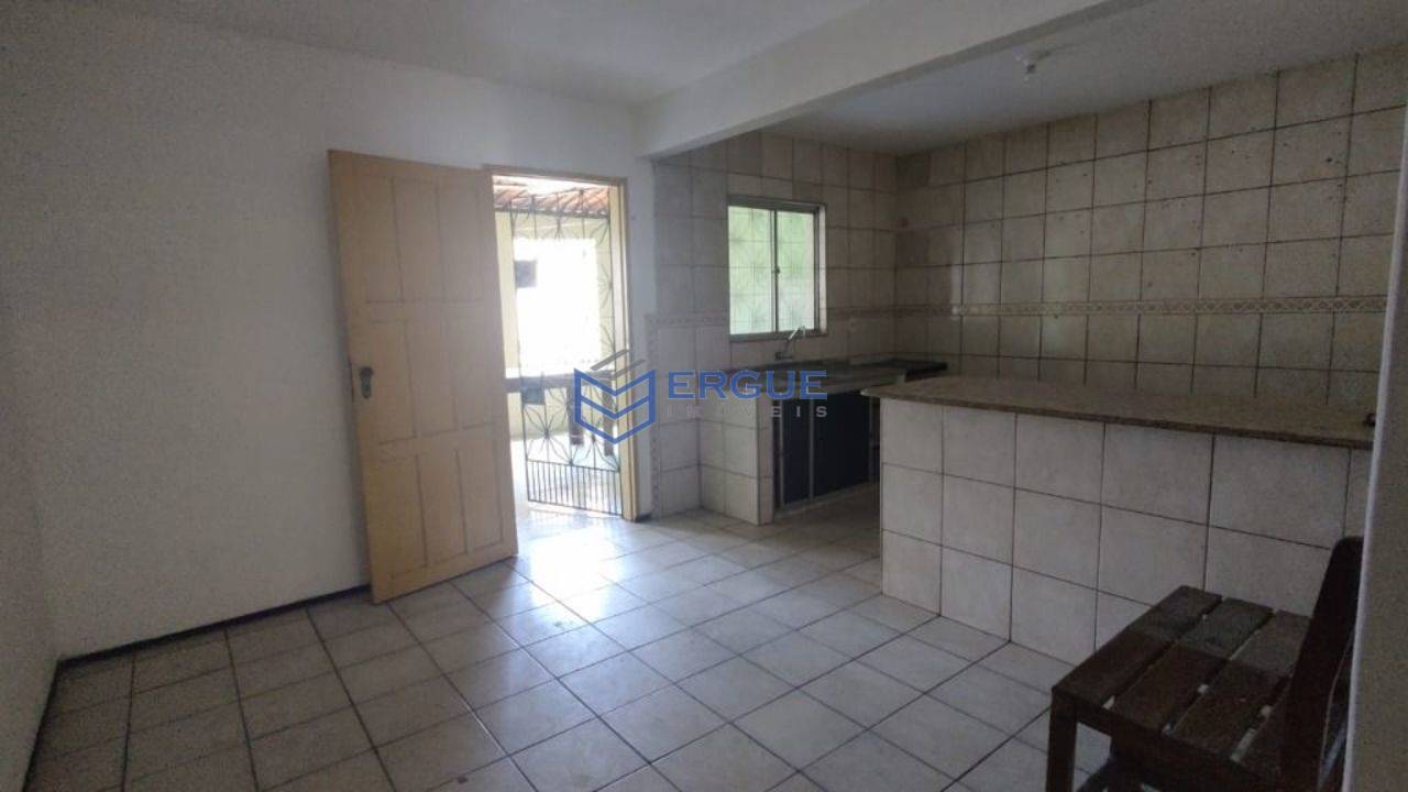 Imagem Casa com 4 Quartos à Venda, 180 m² em Prefeito José Walter - Fortaleza