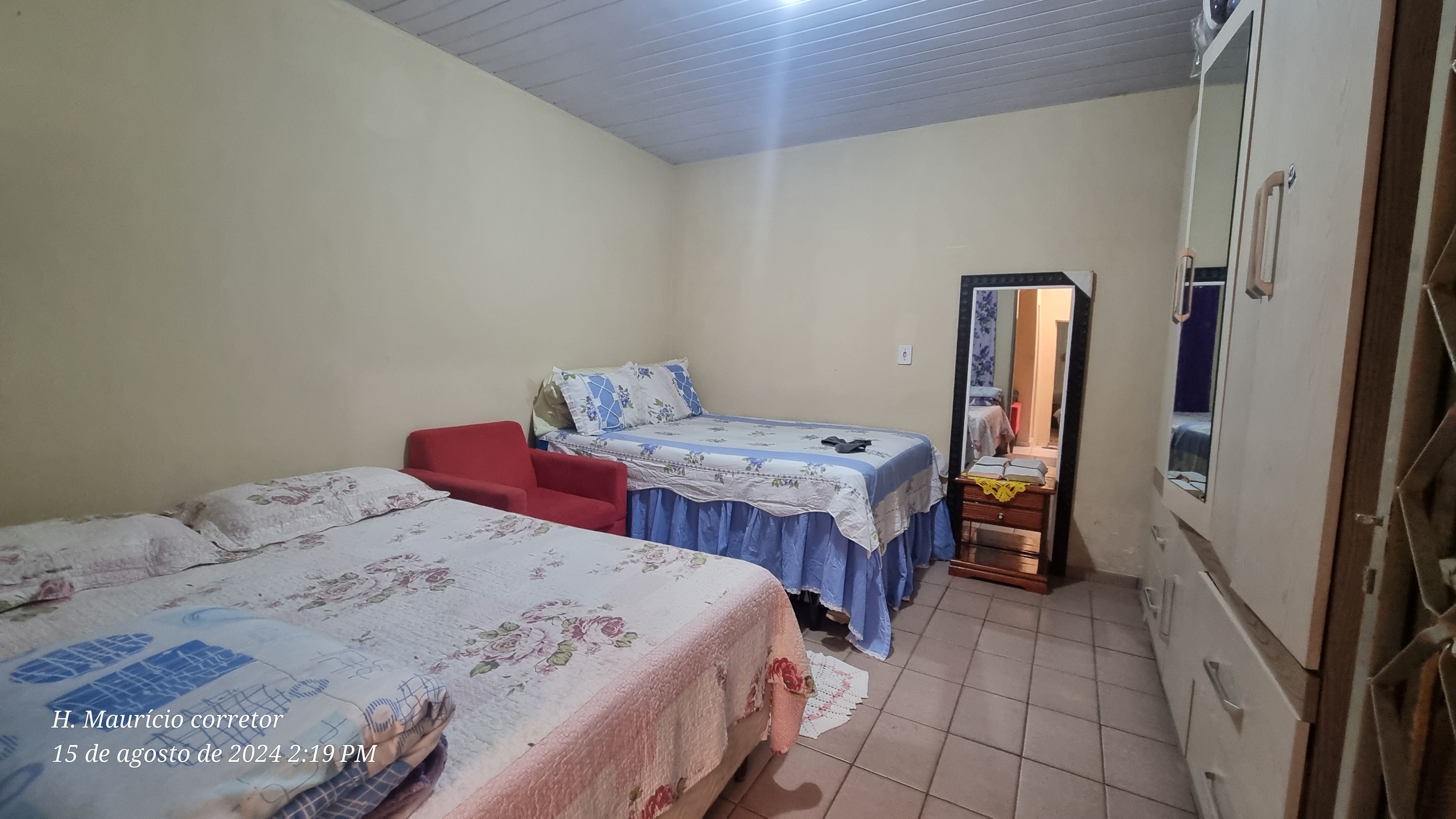 Imagem Casa com 7 Quartos à Venda, 200 m²em Setor Leste Vila Nova - Goiânia Imagem Casa com 7 Quartos à Venda, 200 m²em Setor Leste Vila Nova - Goiânia