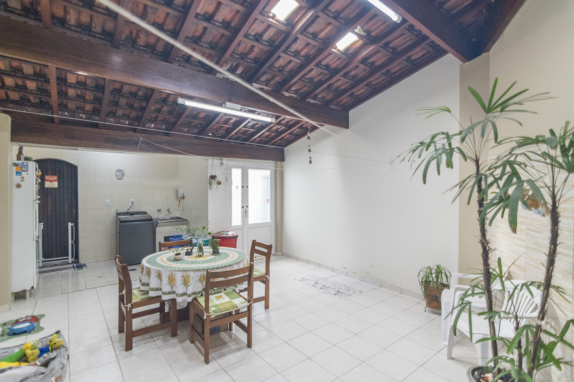 Imagem Casa com 3 Quartos à Venda, 172 m²em Vila Camilópolis - Santo André