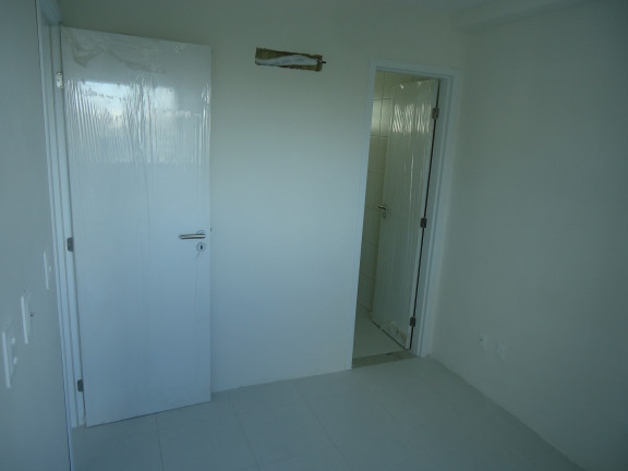 Imagem Apartamento com 2 Quartos para Alugar,  em Torre - Recife
