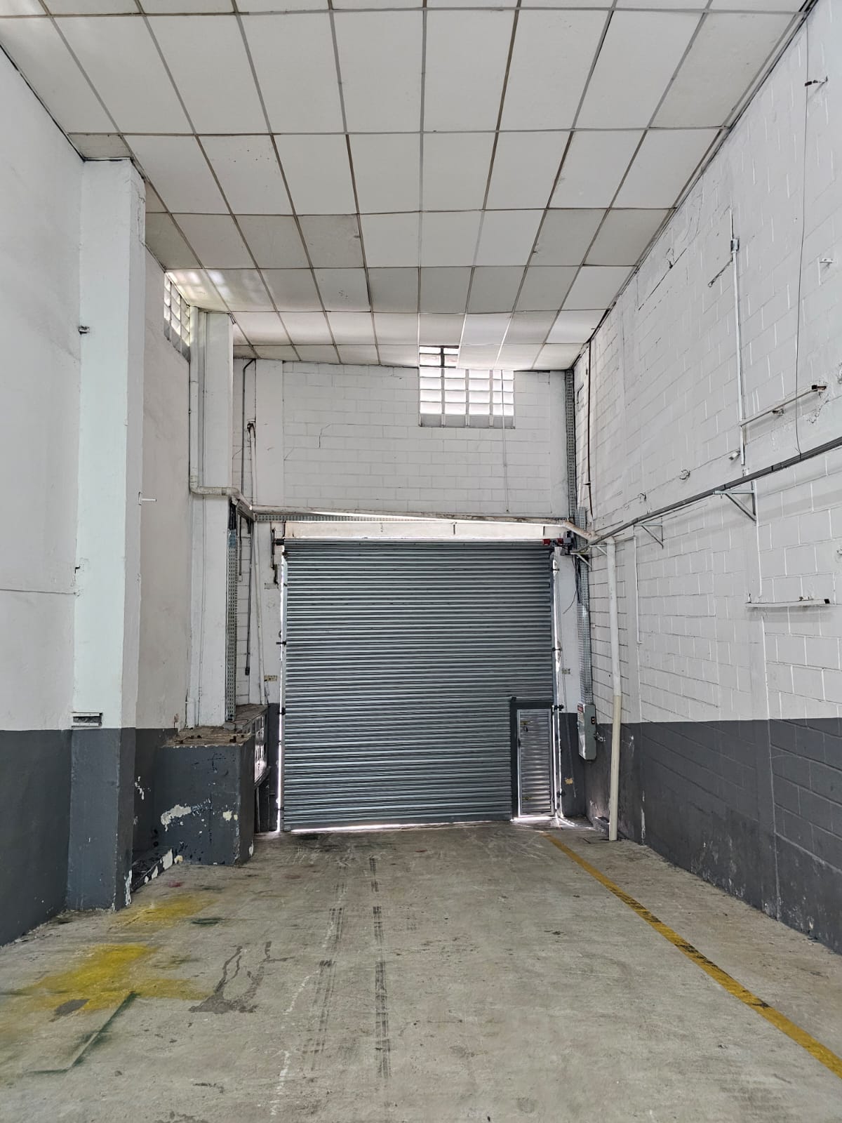 Imagem Galpão para Alugar, 600 m² em Vila Anastácio - São Paulo Imagem Galpão para Alugar, 600 m² em Vila Anastácio - São Paulo