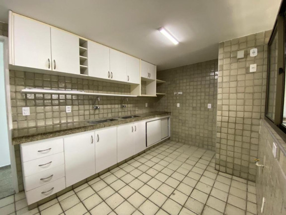 Imagem Apartamento com 4 Quartos à Venda, Locação ou Temporada, 224 m² em Boa Viagem - Recife