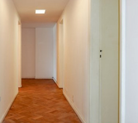 Imagem Apartamento com 3 Quartos à Venda, 250 m² em Copacabana - Rio de Janeiro Imagem Apartamento com 3 Quartos à Venda, 250 m² em Copacabana - Rio de Janeiro