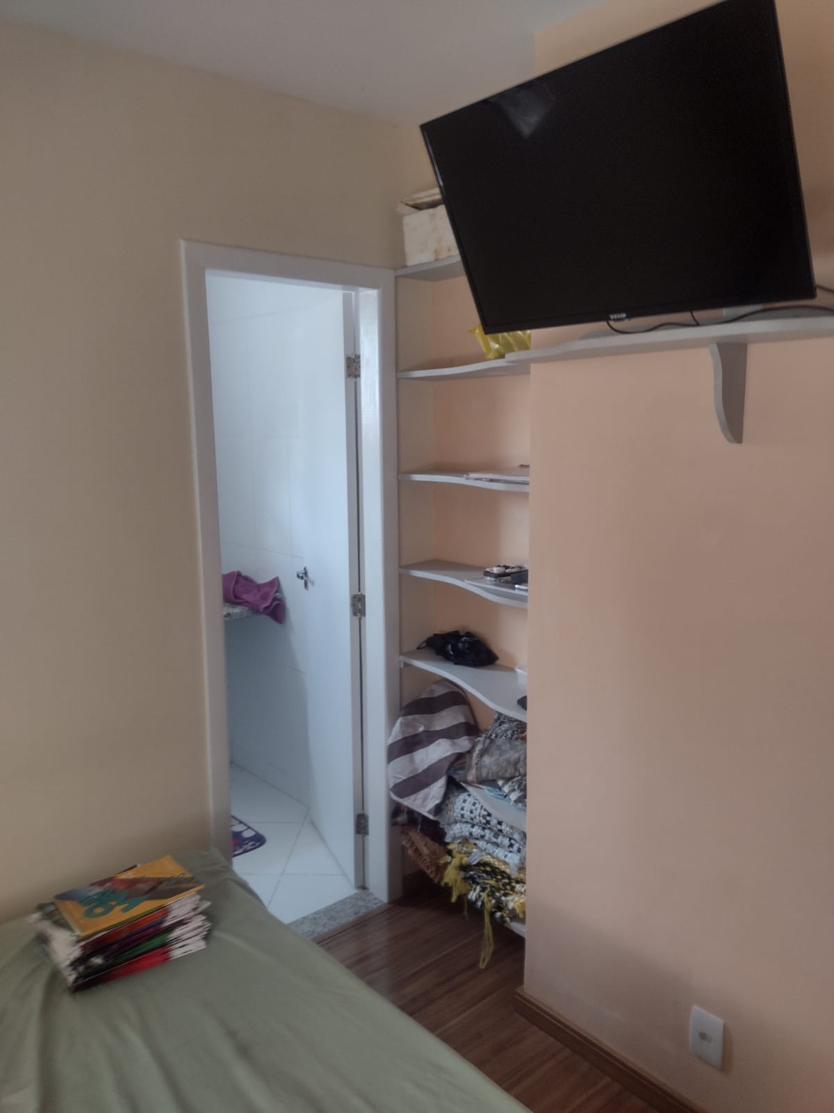 Imagem Casa de Condomínio com 3 Quartos à Venda ou Locação, 160 m² em Campo Grande - Rio de Janeiro Imagem Casa de Condomínio com 3 Quartos à Venda ou Locação, 160 m² em Campo Grande - Rio de Janeiro