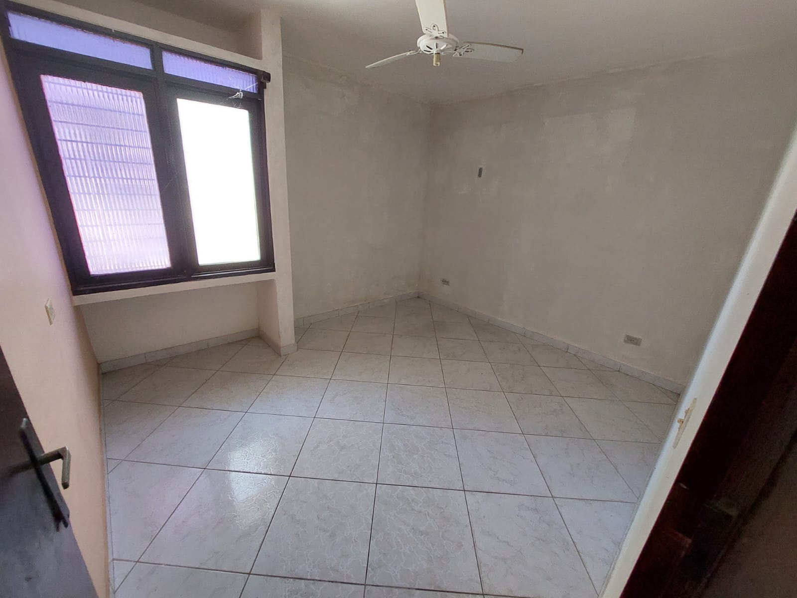 Casa com 4 Quartos à Venda, 110 m²em Janga - Paulista