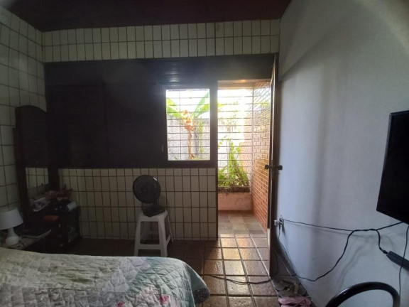 Imagem Casa com 3 Quartos à Venda, 216 m² em Candeias - Jaboatão dos Guararapes Imagem Casa com 3 Quartos à Venda, 216 m² em Candeias - Jaboatão dos Guararapes