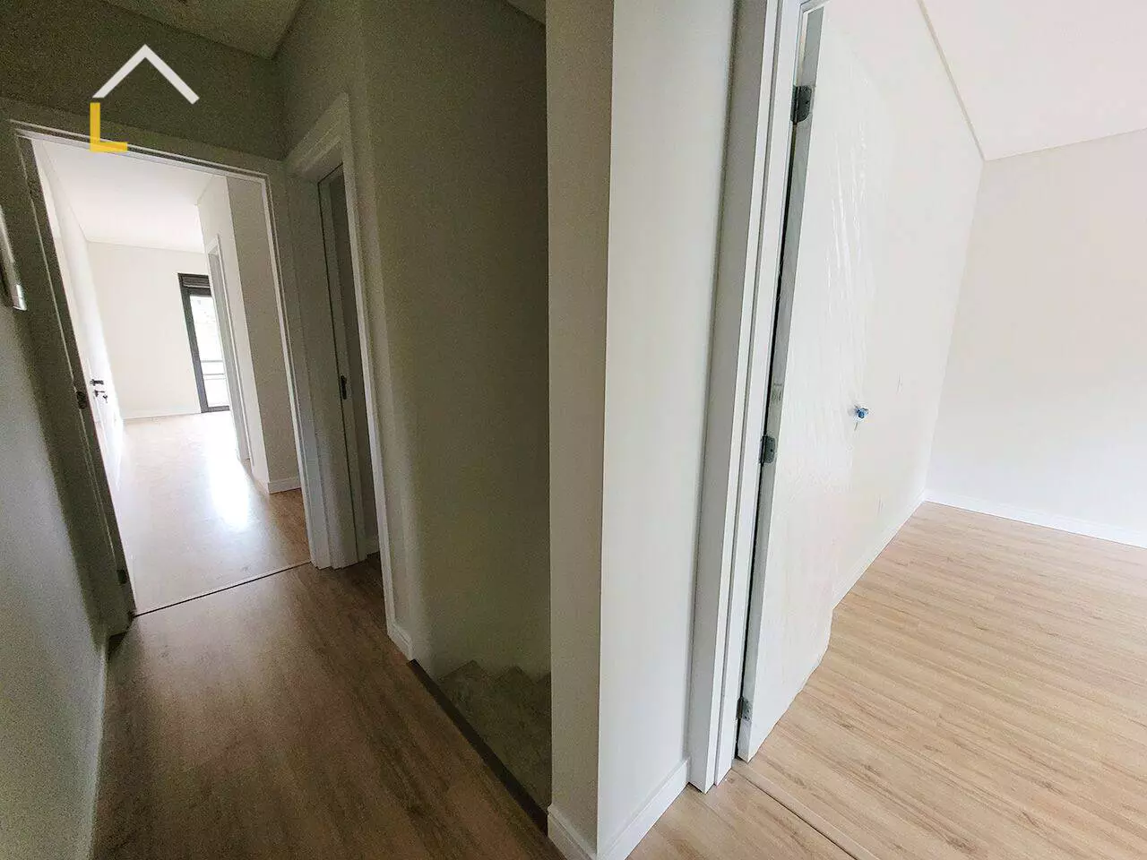 Imagem Sobrado com 3 Quartos à Venda, 157 m² em Anita Garibaldi - Joinville