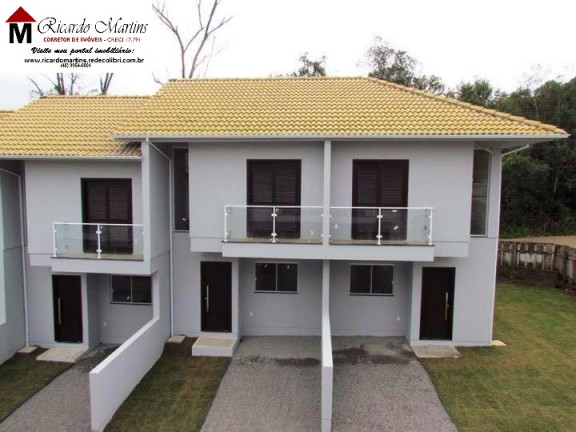 Imagem Casa com 2 Quartos à Venda, 70 m² em Vila Floresta II - Criciúma Imagem Casa com 2 Quartos à Venda, 70 m² em Vila Floresta II - Criciúma