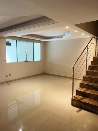 Imagem Sobrado com 3 Quartos à Venda ou Locação, 170 m² em Vila São João - Goiânia Imagem Sobrado com 3 Quartos à Venda ou Locação, 170 m² em Vila São João - Goiânia