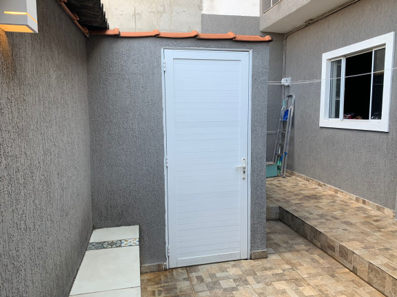 Imagem Sobrado com 6 Quartos à Venda, 245 m²em Parque Vitória - São Paulo