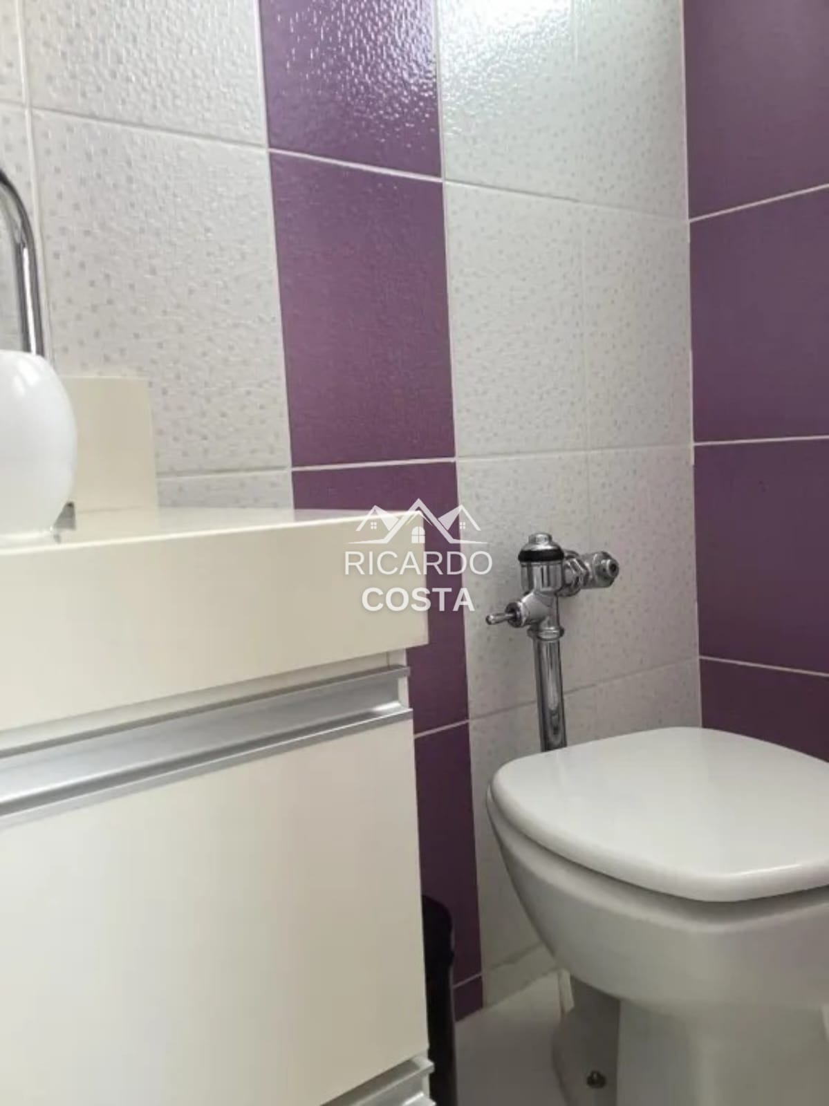Imagem Casa de Condomínio com 4 Quartos à Venda ou Locação, 168 m² em Jacarepaguá - Rio de Janeiro Imagem Casa de Condomínio com 4 Quartos à Venda ou Locação, 168 m² em Jacarepaguá - Rio de Janeiro