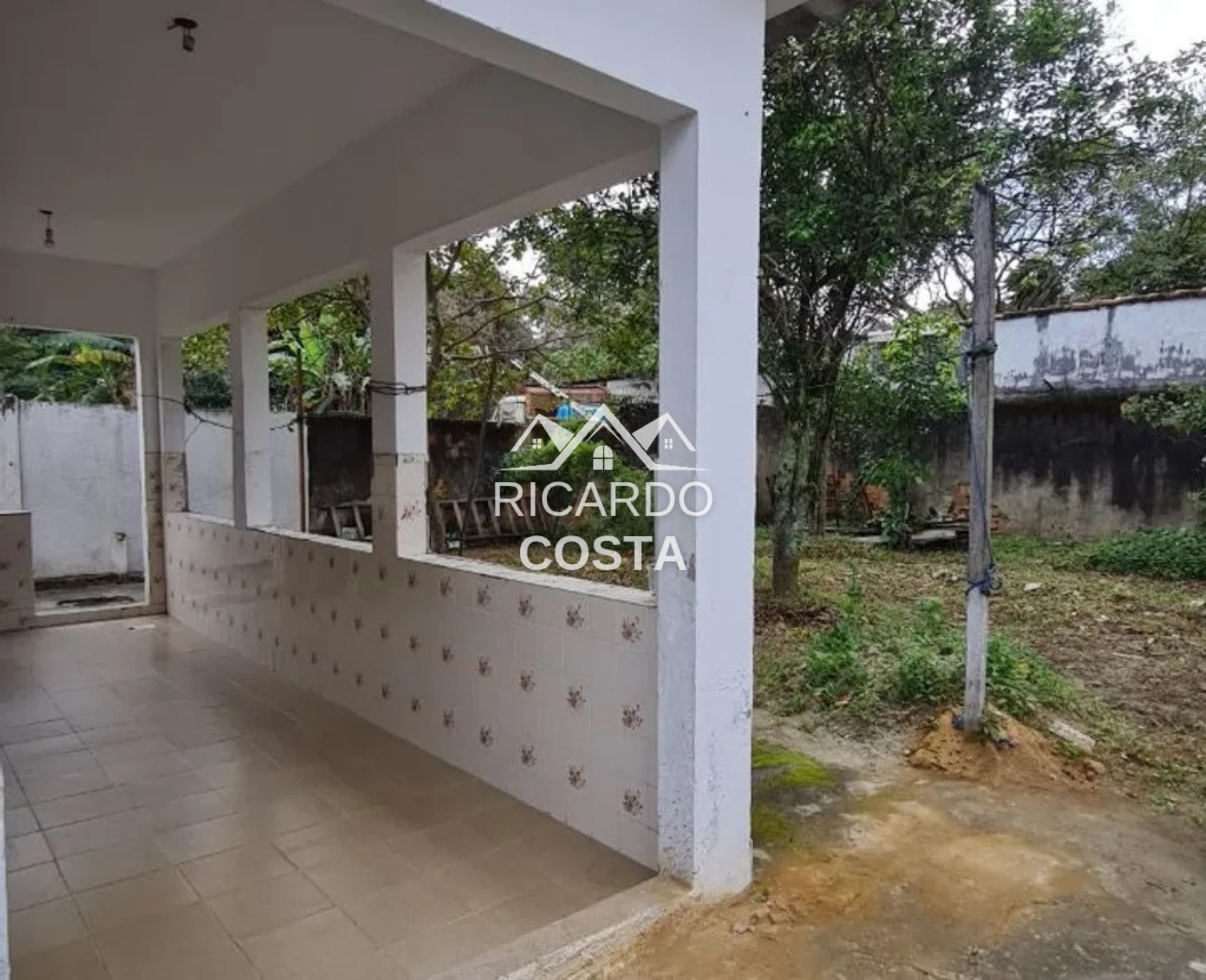 Imagem Casa com 2 Quartos à Venda, 307 m² em Taquara - Rio de Janeiro