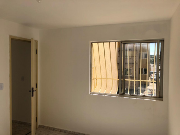 Imagem Apartamento com 2 Quartos à Venda, 55 m²em Jardim Céu Azul - Valparaíso de Goiás