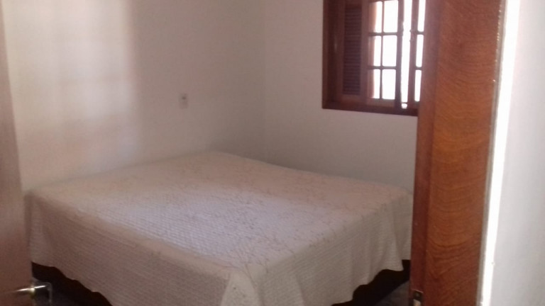 Imagem Casa com 2 Quartos à Venda, 147 m² em Vila Santa Terezinha - Várzea Paulista Imagem Casa com 2 Quartos à Venda, 147 m² em Vila Santa Terezinha - Várzea Paulista
