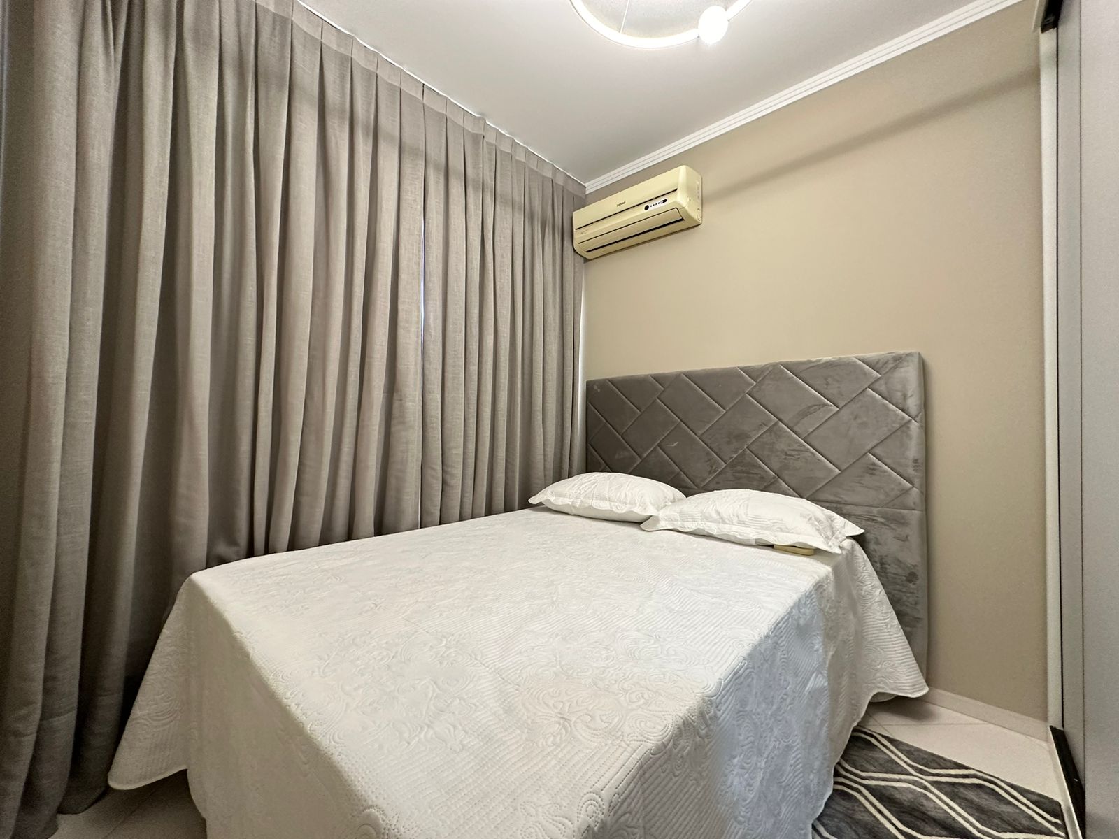 Imagem Apartamento com 2 Quartos à Venda, 60 m²em Meia Praia - Itapema Imagem Apartamento com 2 Quartos à Venda, 60 m²em Meia Praia - Itapema