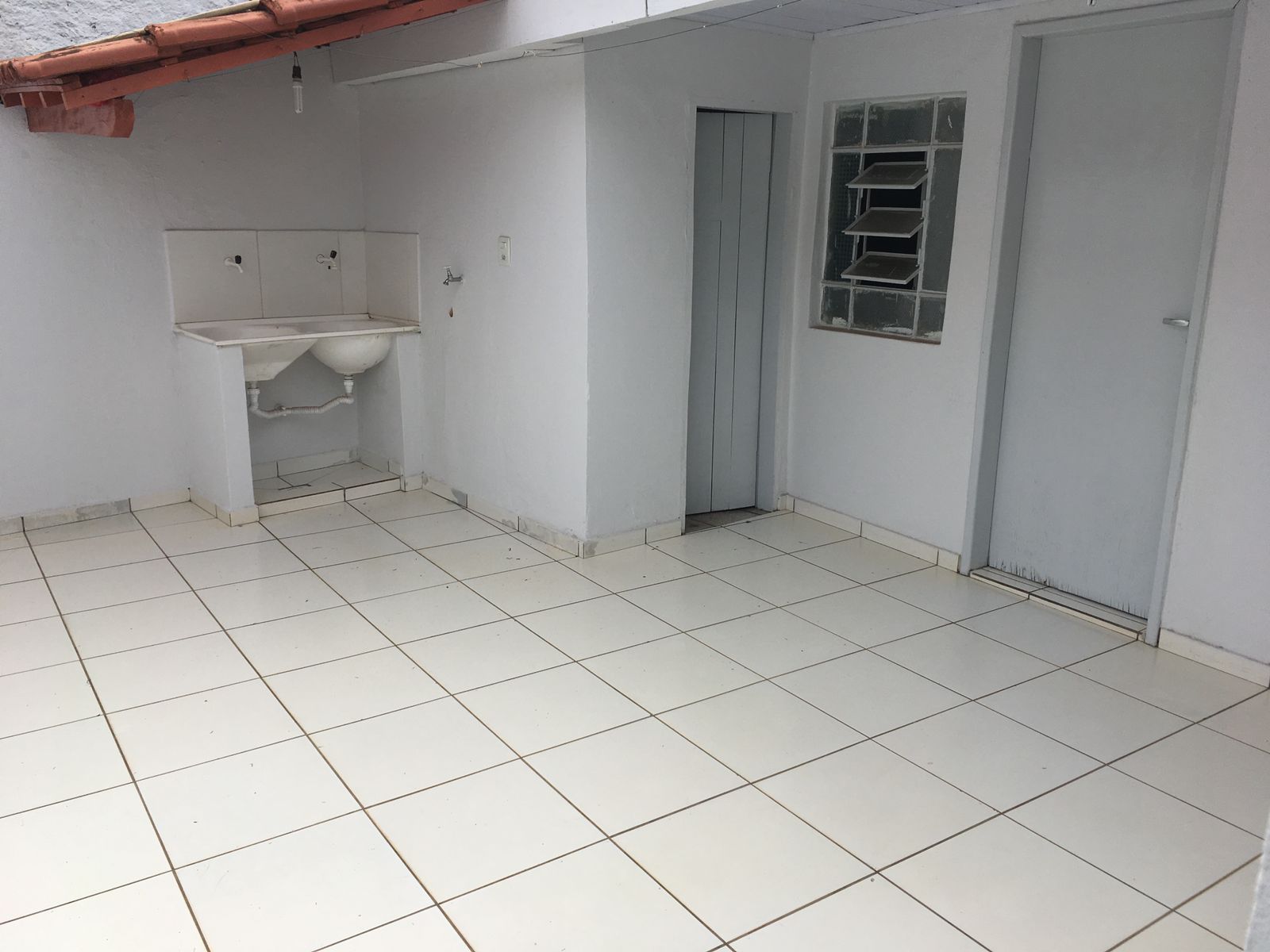 Imagem Casa de Condomínio com 2 Quartos à Venda, 282 m²em Setor Campinas - Goiânia