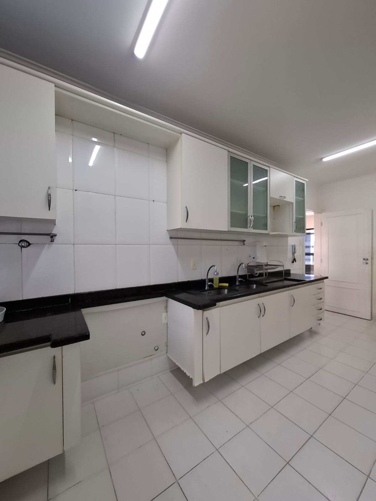 Imagem Apartamento com 4 Quartos à Venda, 224 m² em Pituba - Salvador