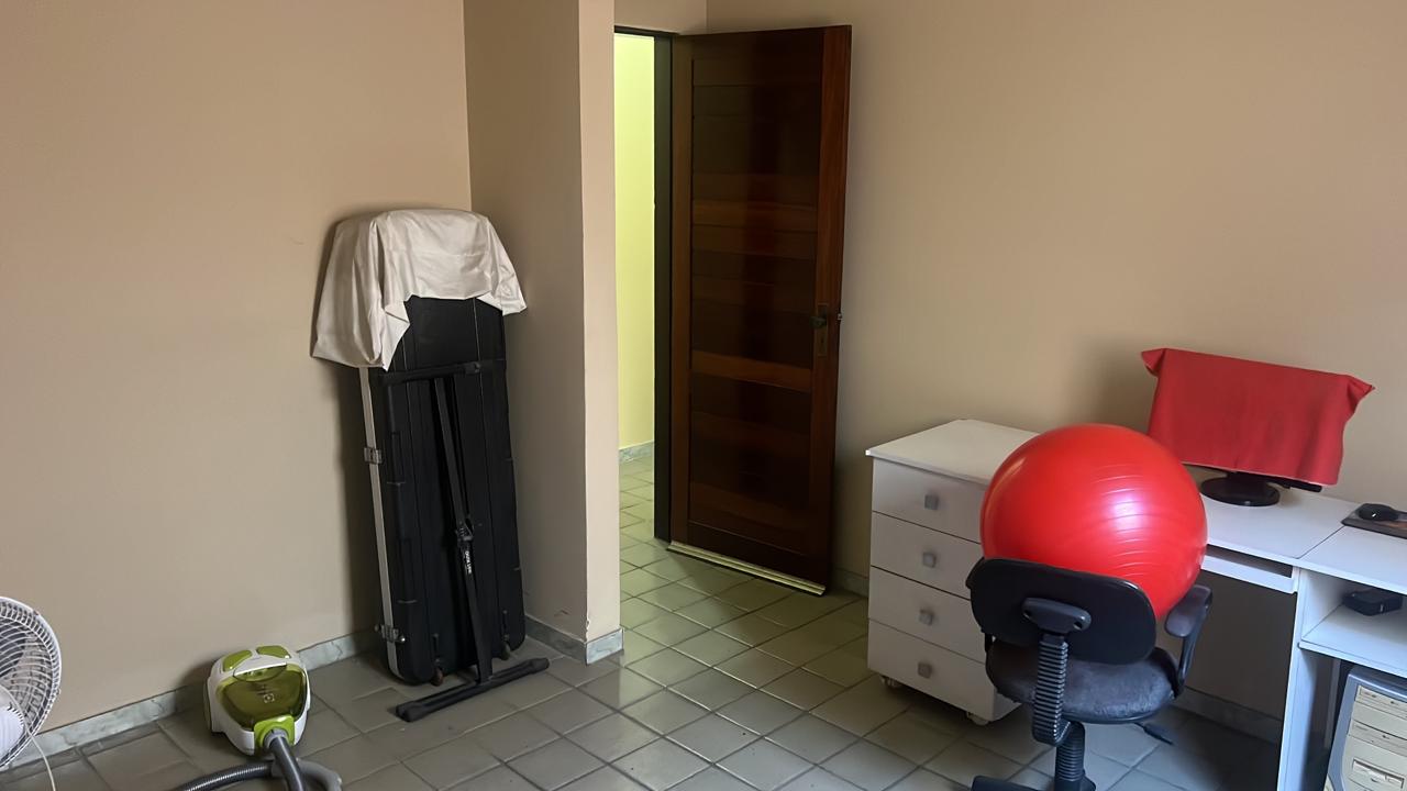Imagem Casa com 3 Quartos à Venda, 179 m² em Varzea - Recife Imagem Casa com 3 Quartos à Venda, 179 m² em Varzea - Recife