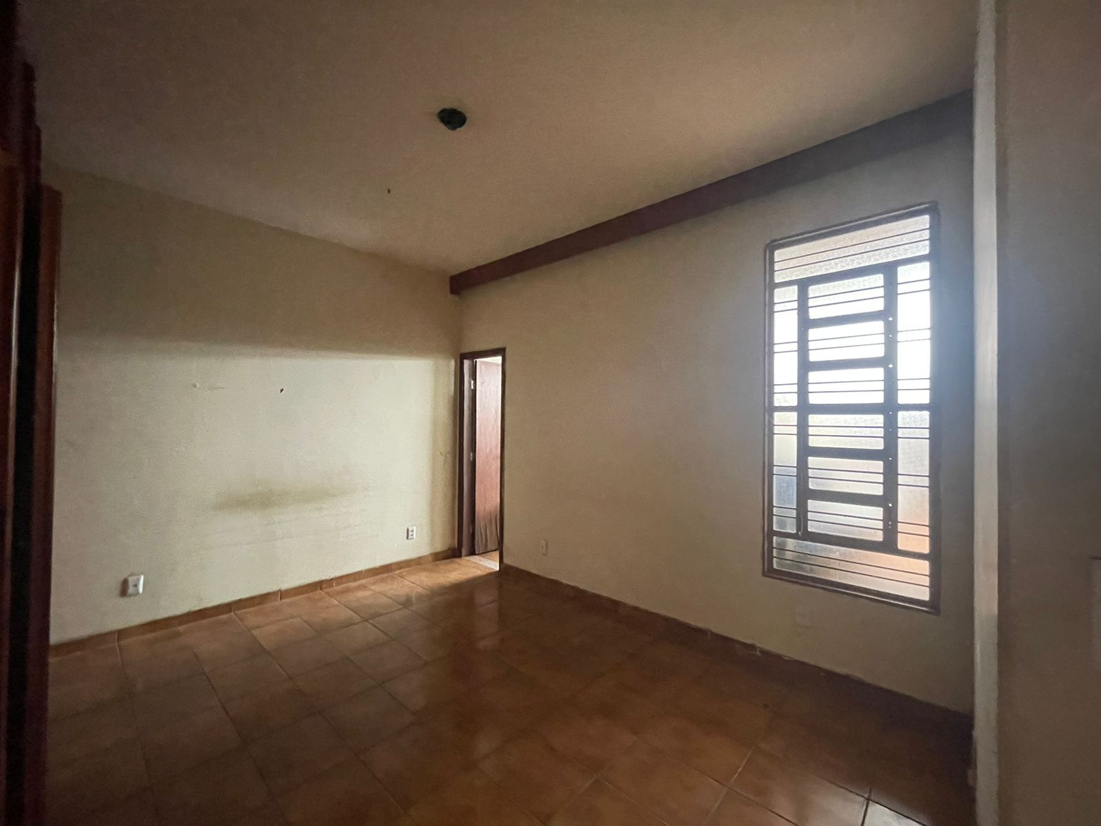 Imagem Sobrado com 4 Quartos à Venda, 399 m²em Setor Leste Universitário - Goiânia Imagem Sobrado com 4 Quartos à Venda, 399 m²em Setor Leste Universitário - Goiânia