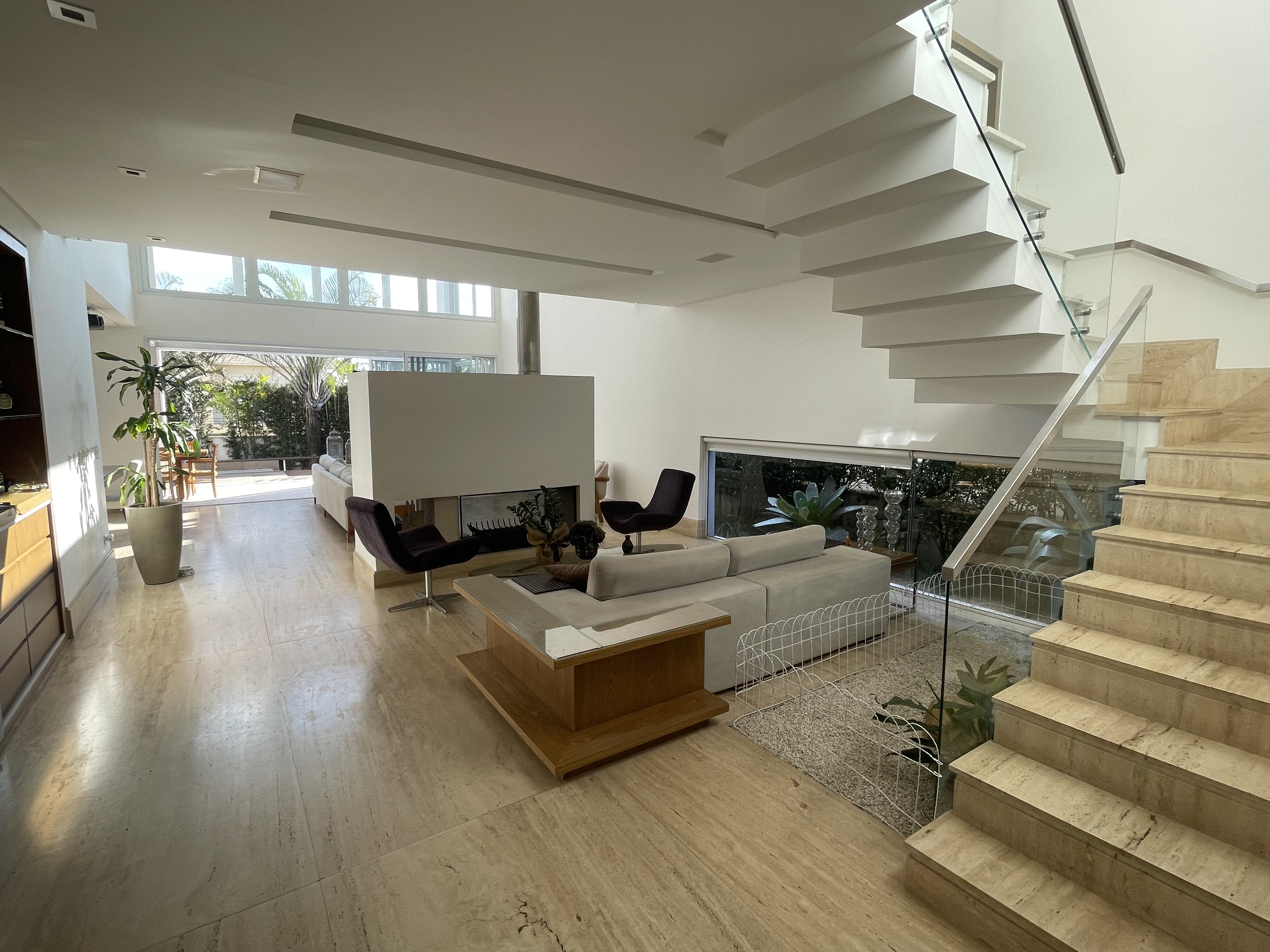 Imagem Casa com 4 Quartos à Venda ou Locação, 464 m²em Tamboré - Santana de Parnaíba Imagem Casa com 4 Quartos à Venda ou Locação, 464 m²em Tamboré - Santana de Parnaíba